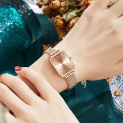 Damski zegarek na bransolecie mesh HANNAH MARTIN 1241 piękny elegancki cały rose gold